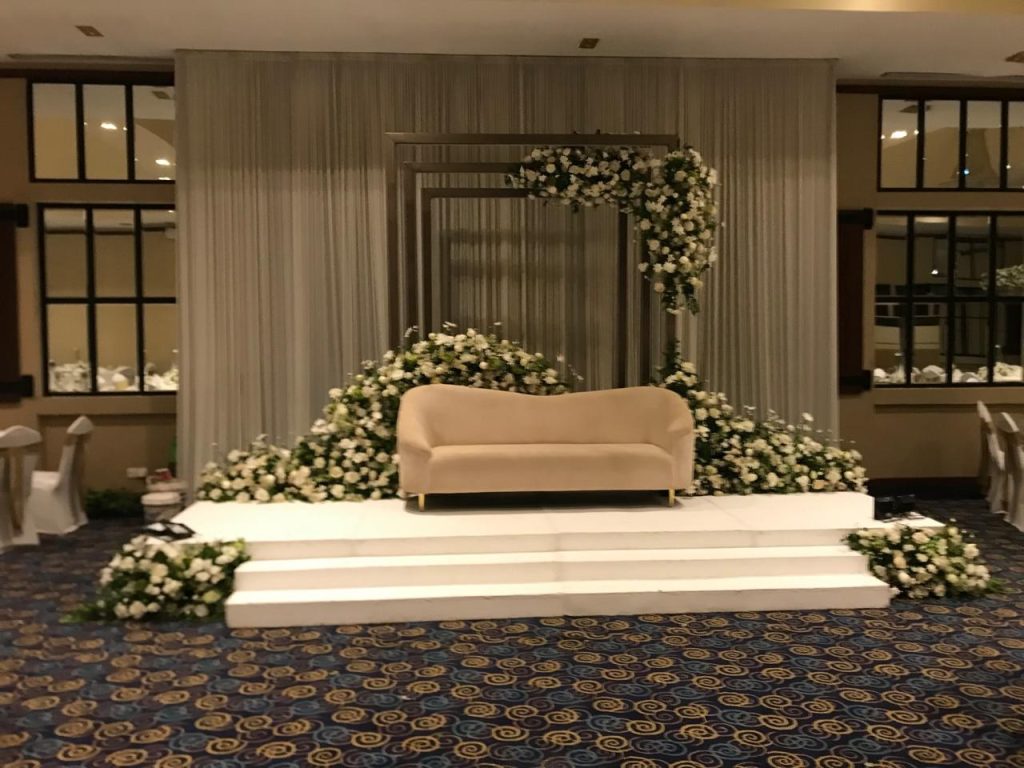Wedding Settee Back