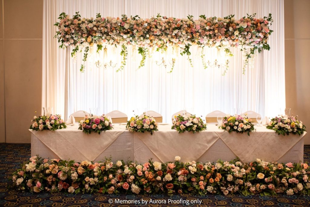 A Kolin’s floral stage